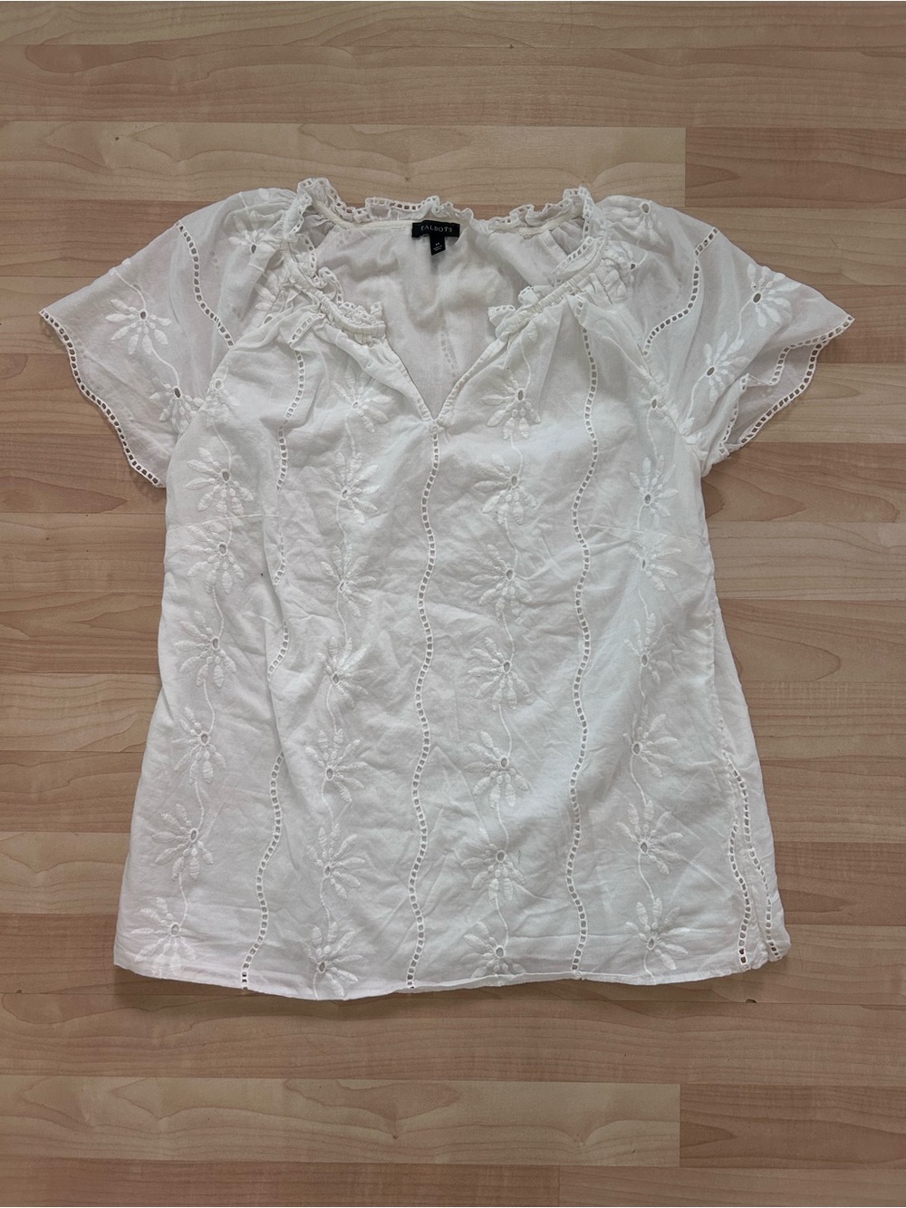 Talbots White Eyelet V-Neck Short Sleeve Blouse 100% Cotton